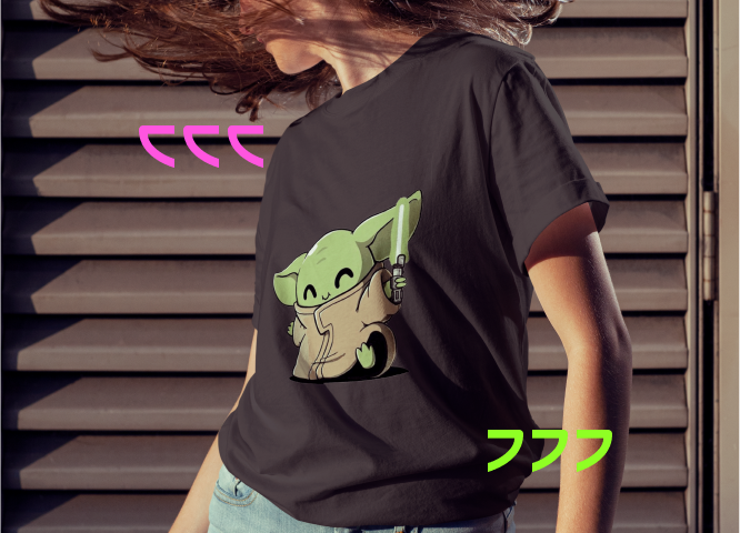 Uma pessoa vestindo uma camiseta da UseDev